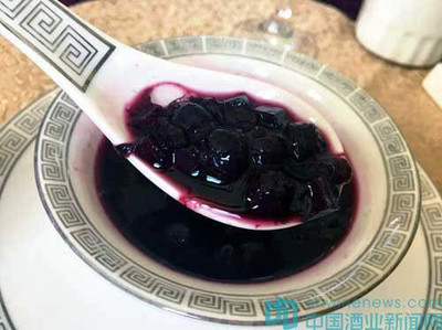 藍(lán)莓酒成國(guó)際酒業(yè)新秀 青島紫斐莊園參與制定國(guó)家標(biāo)準(zhǔn)