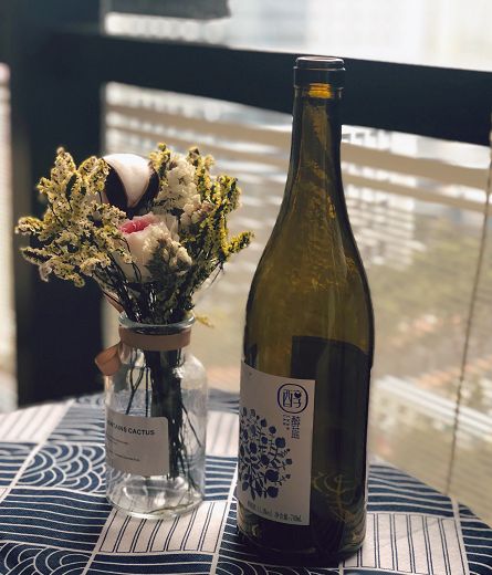 品味新年 1500顆A級藍莓釀一瓶，青島藍莓酒成過年碰杯新寵